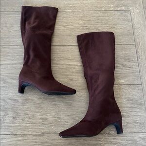 NWT Banana Republic Factory knee high faux suede boots chocolate brown size 7.5